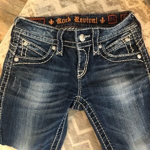 Cropped Rock Revival jeans